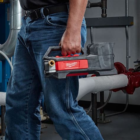 Milwaukee M18 BTP-0 18v Cordless Compact Transfer Water Pump Body Only ...