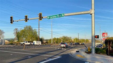 Pedestrian crash closes TV Highway at Cornelius Pass Road | kgw.com