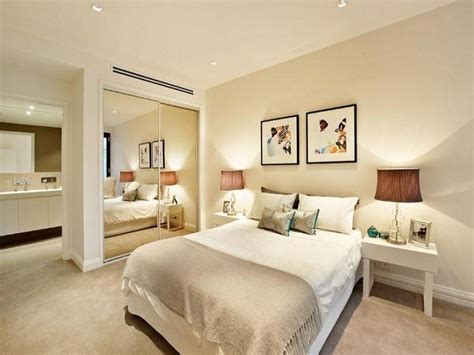 what goes with cream bedroom furniture