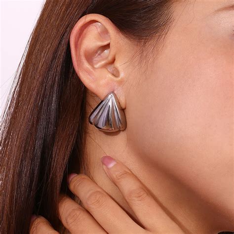 Silver Triangle Stud Earrings – PALMONAS