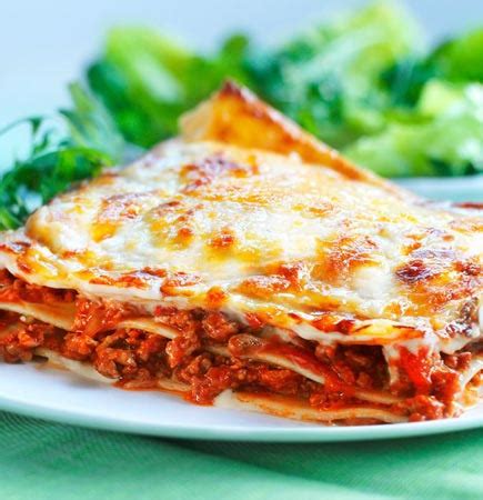Vegetarian StarVegetarian Lasagne Recipe Using Quorn  
