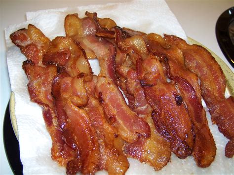 How Long to Cook Bacon in a Convection Oven: Perfect Crispy Guide