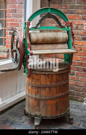 Mangle Machine 的图像结果