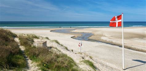 How to Digitalize a Tourist Destination