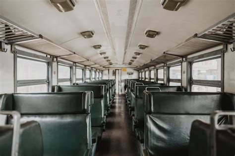 Buses Photos - Download Free High-Quality Pictures | Freepik