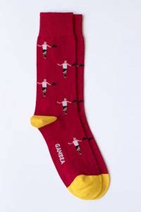 Resalta un Estilo Moderno con tus Calcetines - Maestrillo