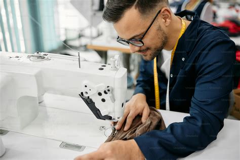 Cloth Sample Worker 的图像结果