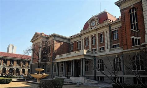 天津工商学院主楼旧址旅游指南 - 全国重点文物保护单位 - 忆起追迹