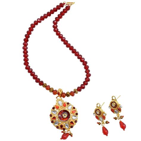 Red Crystal Beads Golden Pendant Necklace | Fashionvalley