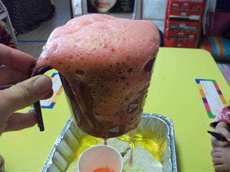 Science Experiments with Explosions 的图像结果