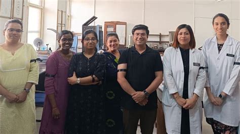 Indore: Junior Docs Wear Black Badge To Press Their Demands