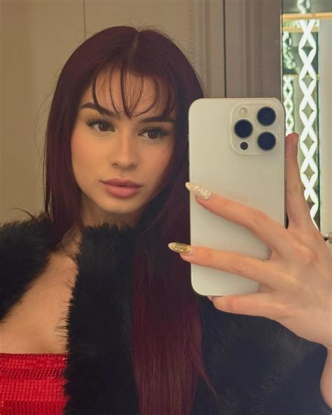 andie elle | is somewhere over the rainbow | Instagram