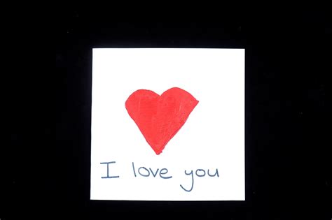 Я тебя люблю. - Te amo. - Mondly Phrasebook