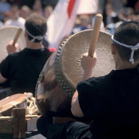 50+ Unusual Musical Instruments (From around the world)