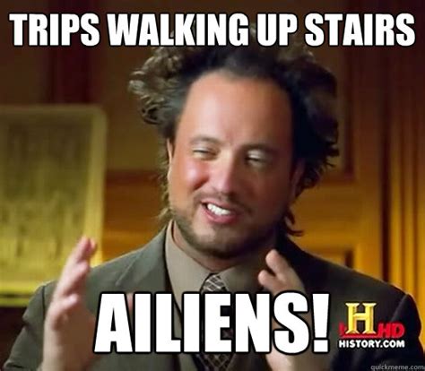 Alien Walking Meme 的图像结果