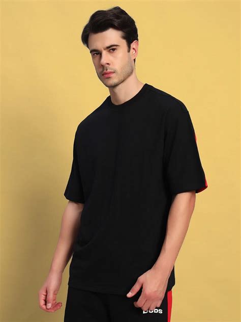 TITAN OVER-SIZED T-SHIRT BLACK-RED | Buy Online at Wearduds India