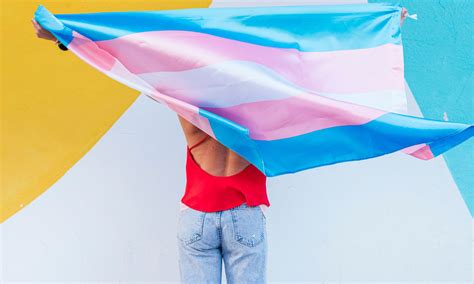 Experiencing brain fog? It could be a sign you're trans - Hollywood411 News