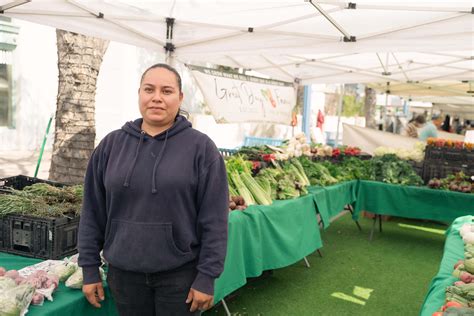 Fresh faces, fresher food: the heartbeat of the Westwood Farmers Market ...