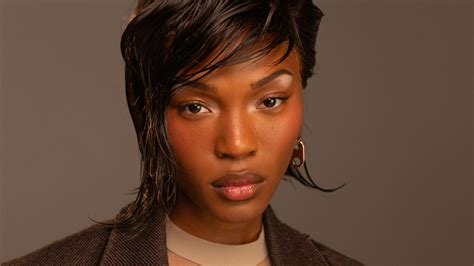 Quenlin Blackwell Signs With CAA