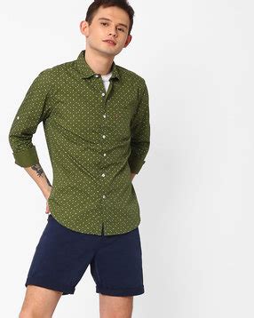 Buy LEVIS Jeans, Shirts & T-Shirts Online for Men at AJIO