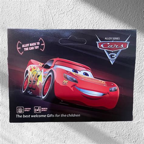 Lightning McQueen Alloy Die-Cast Car – Cars 3 Edition – The Fairy Dust