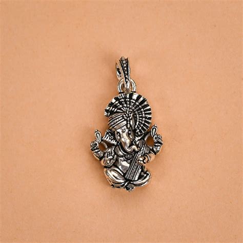 Ganesha silver pendant – Prinjal Jewels