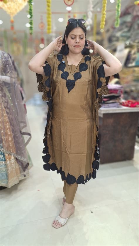 INSTA VIRAL PREMIUM SILK KAFTAAN SET – Arsh Wardrobe Collection