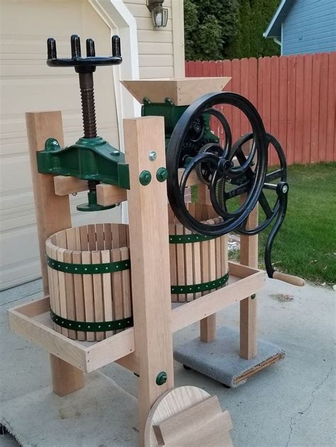 Image result for screw press  apple cider