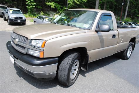 1gbjc34u15e2***** VIN lookup for 2005 CHEVROLET SILVERADO