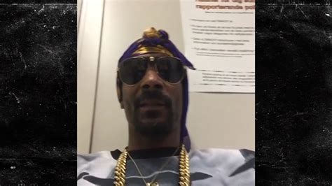 Snoop Dogg Instagrams While Getting Arrested