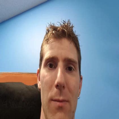 Image result for Linus Tech Tips Meme PFP