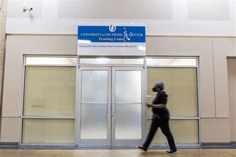 Storied Jackson Medical Mall faces an uncertain future as UMMC clinics ...