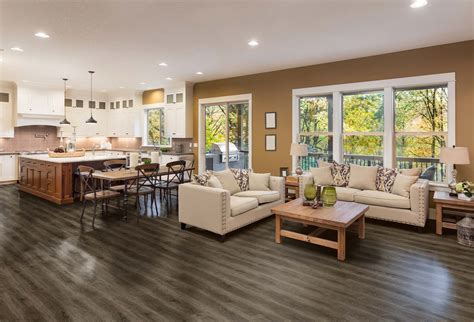 DeGradus - Six Degrees Flooring Surfaces