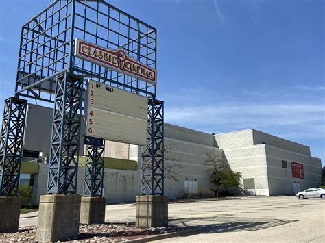North Riverside Mall theater to sell concessions for pickup - Riverside ...