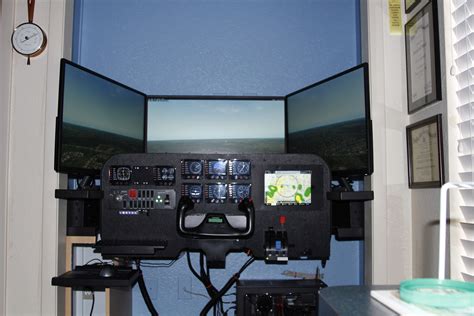 Using Multiple Monitors with Microsoft Flight Simulator 的图像结果