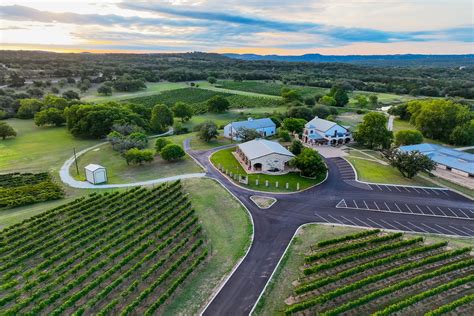 Flat Creek Estate | Hill Country Vineyard
