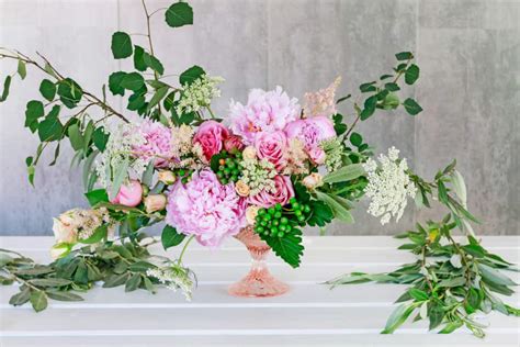 Spring Flower Arrangements 的图像结果