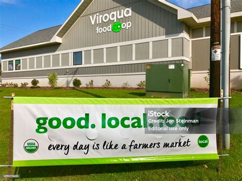 Local Food Sign 的图像结果