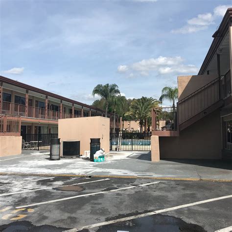 LA VISTA INN (Port Richey) - Motel Reviews, Photos, Rate Comparison ...