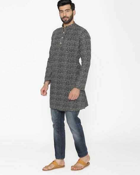 Buy Black WINTAGE Typographic Print Cotton Kurta | AJIO