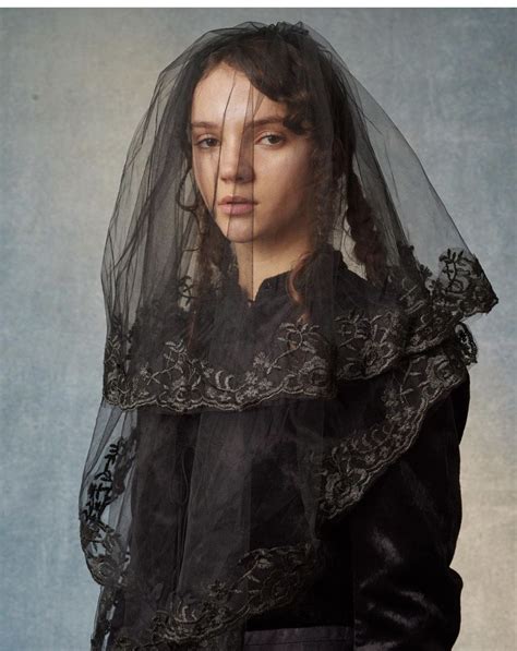 Pin by Zxcnicko on Formalin | Veil over face, Lace veils, Chapel veil