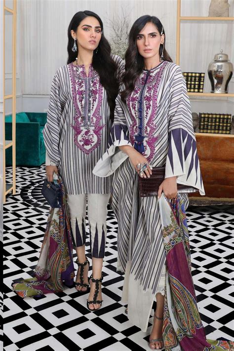 Sana Safinaz Pre-Fall Embroidered Collection 2019 – YourLibaas