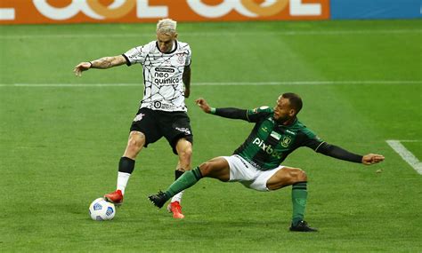 Corinthians draw but extend unbeaten run to seven games | Reuters