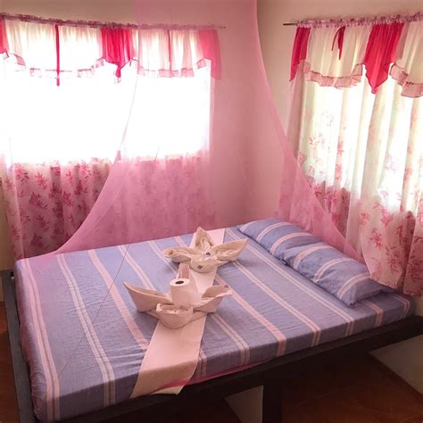 GREEN GARDEN BEACH RESORT (Sipalay, Negros Island) - Lodge Reviews ...