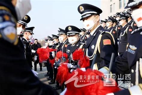【警察节】太原公安举行警用装备配发仪式_腾讯新闻