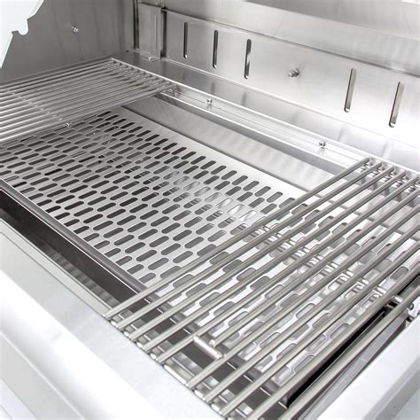 Blaze 32-in Stainless Steel Charcoal Grill : BBQGuys