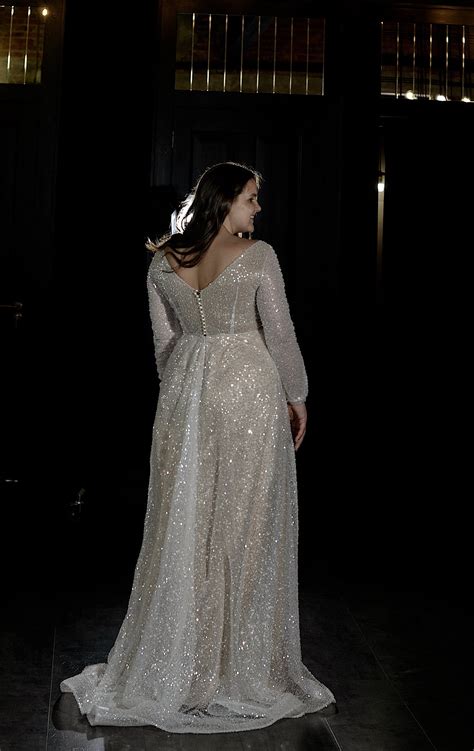Plus Size Sequin Wedding Dress Feilin | Wedding dress sequin, Wedding dresses plus size, Sparkly ...