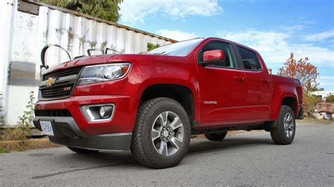 2017 Chevrolet Colorado Z71 Test Drive Review | AutoTrader.ca