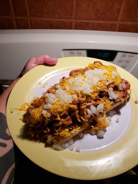 After a 6er of Bud Light Platinum last night, I got a little hungry ...