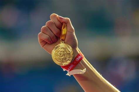 Medal vs Trophy: Which is a Better Award?